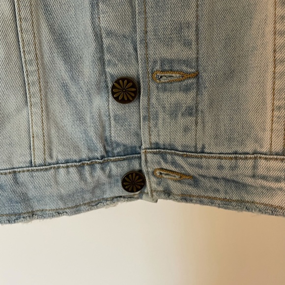Show Me Your MuMu Light Blue Jean Jacket with Black Accents - Picture 11 of 11